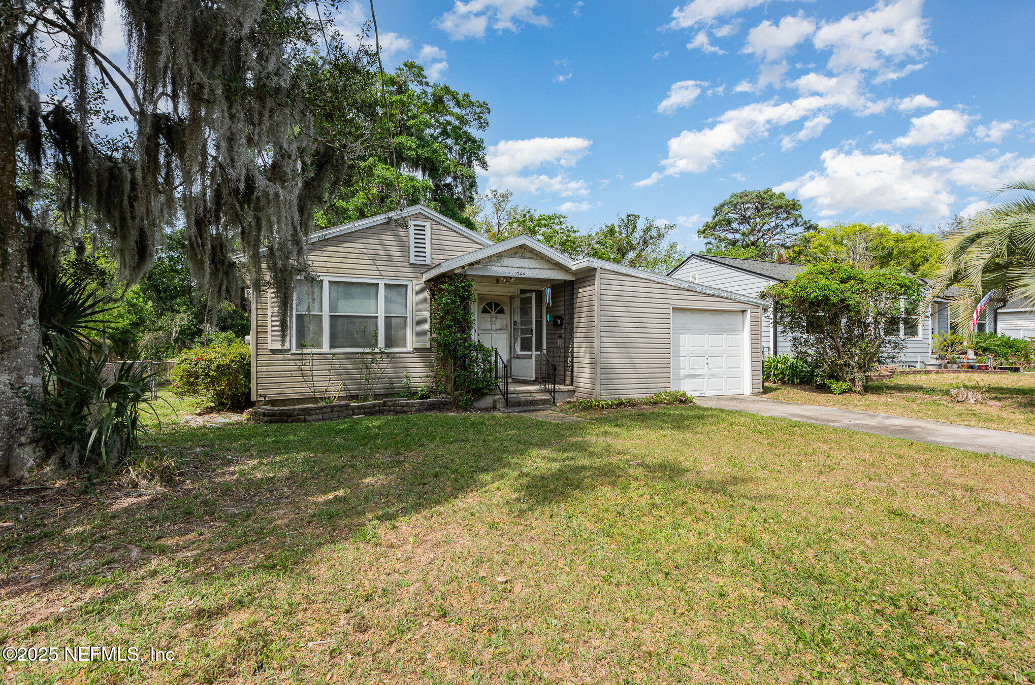 1744 LILLY Road E