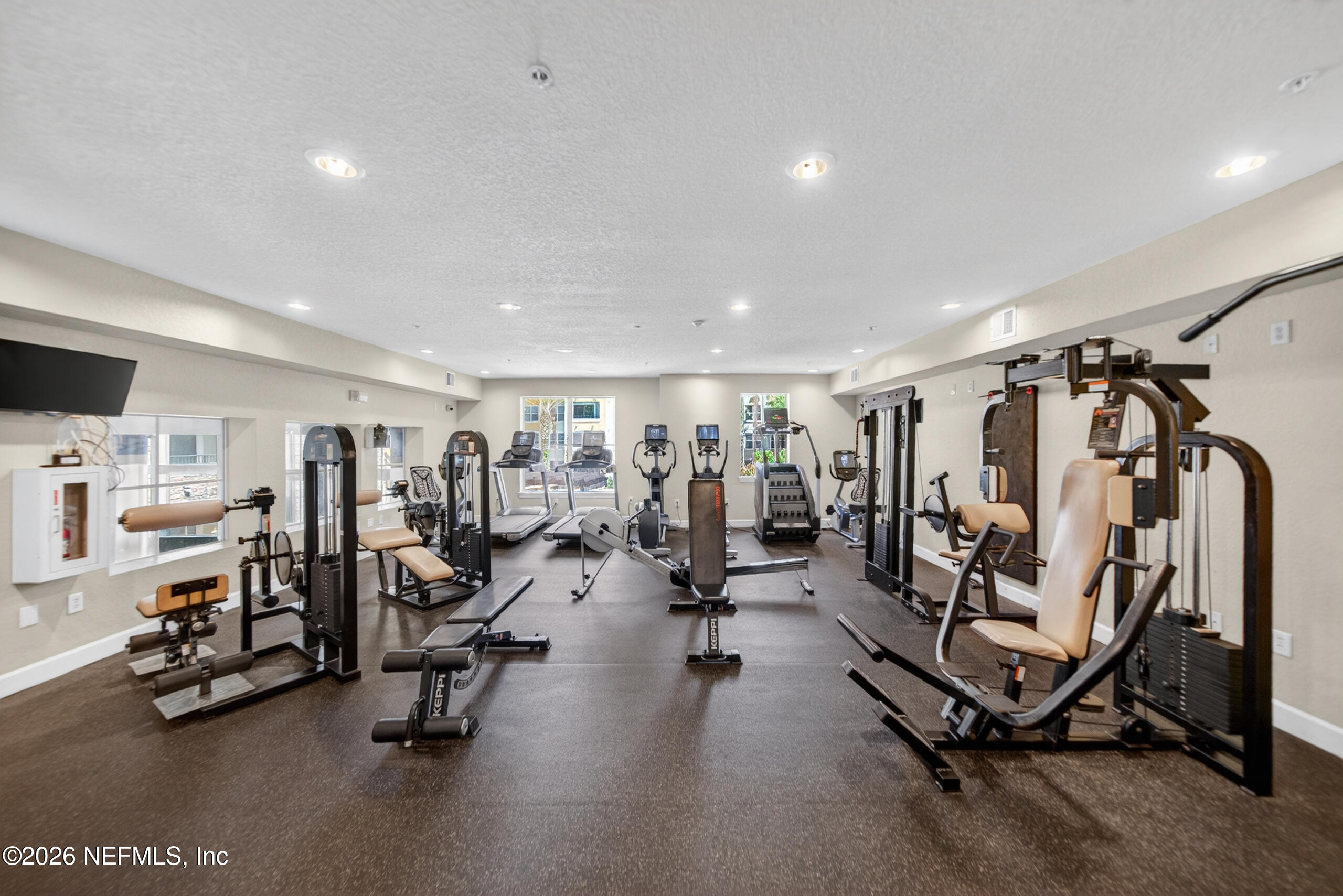 8539 GATE Parkway W 9439