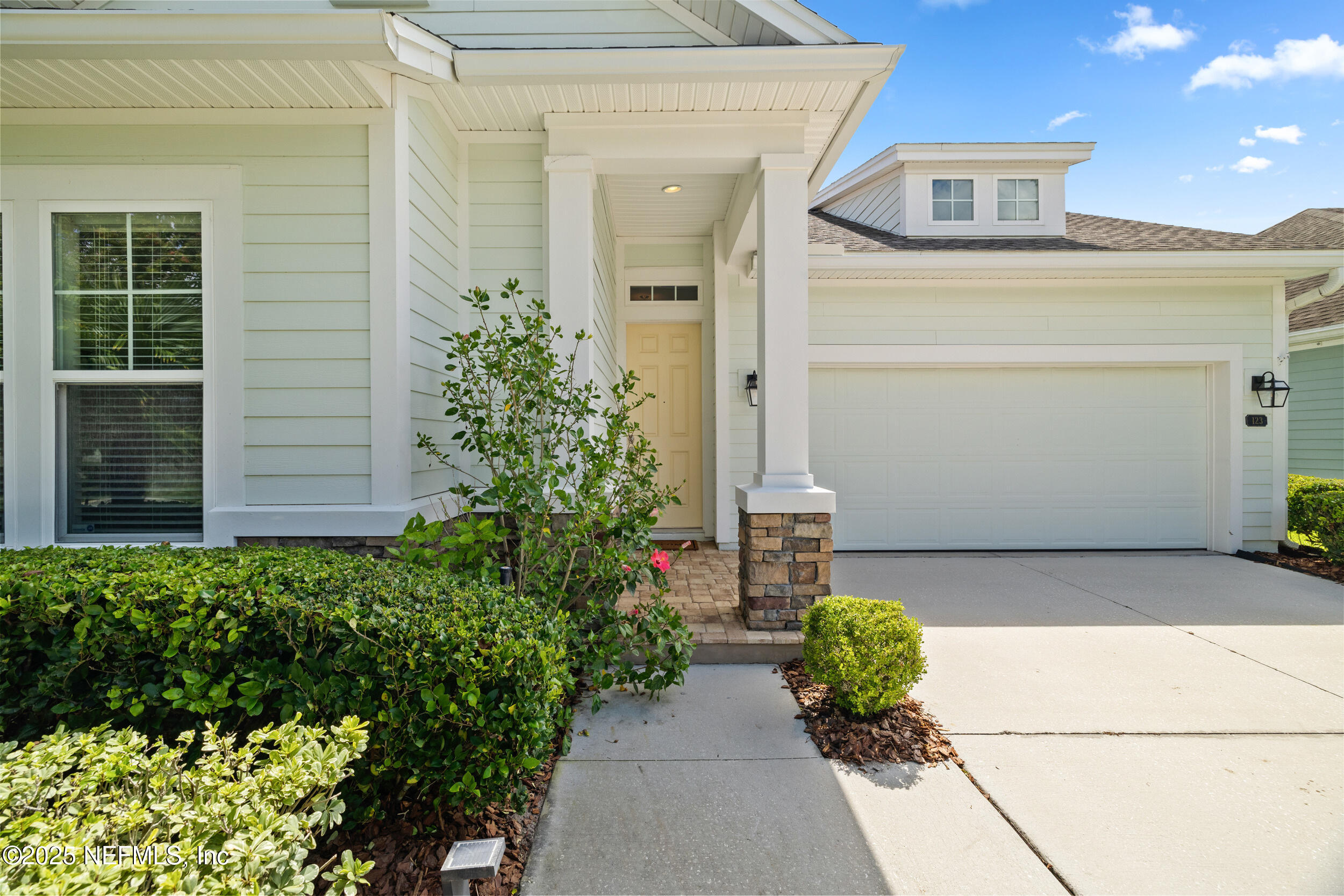 123 GARDEN WOOD Drive