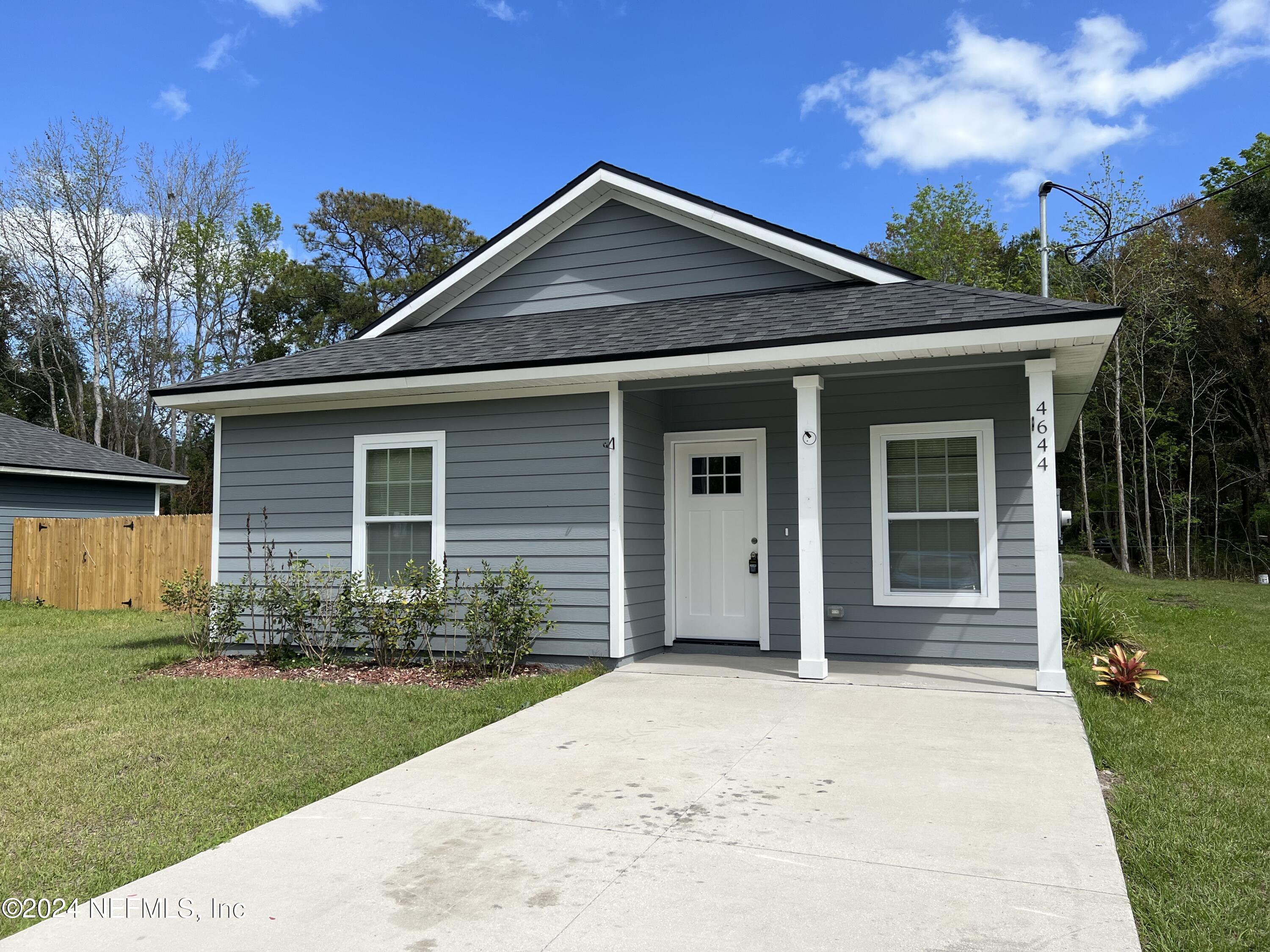 St Augustine, FL home for sale located at 4644 Avenue D, St Augustine, FL 32095