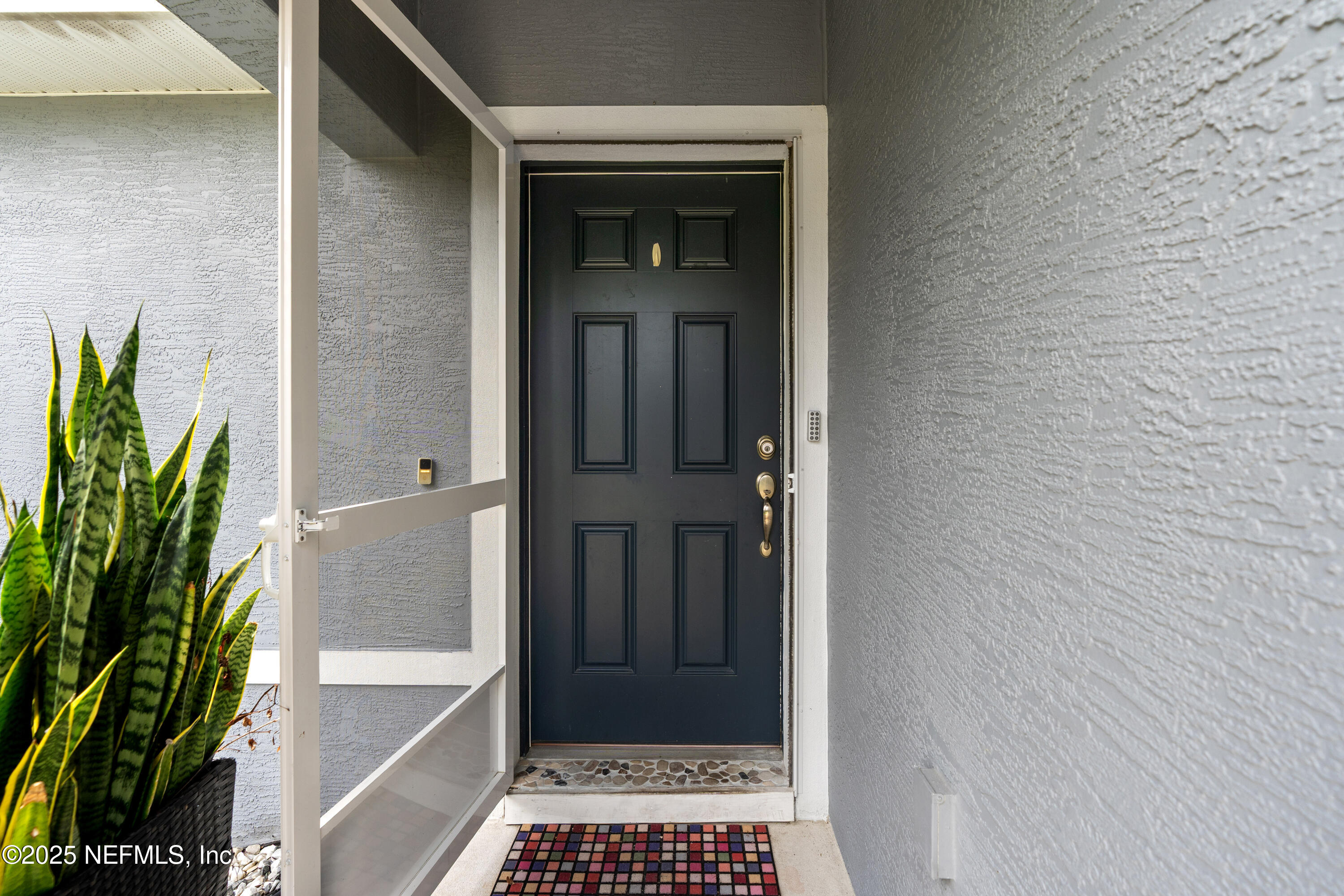 84 BUTTONWORTH Drive A&B