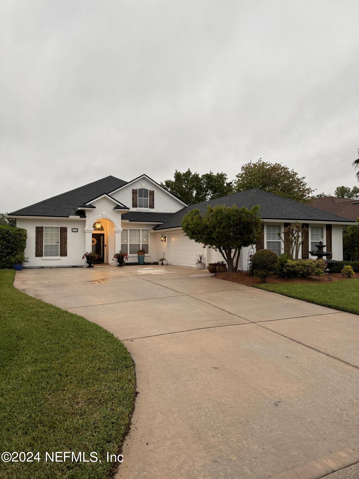 St Augustine, FL home for sale located at 1212 Redcliffe Lane, St Augustine, FL 32095