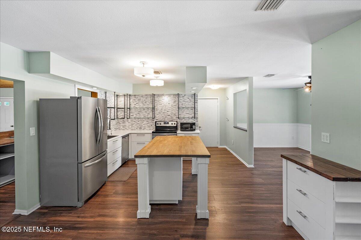 1344 DEGROVE Road