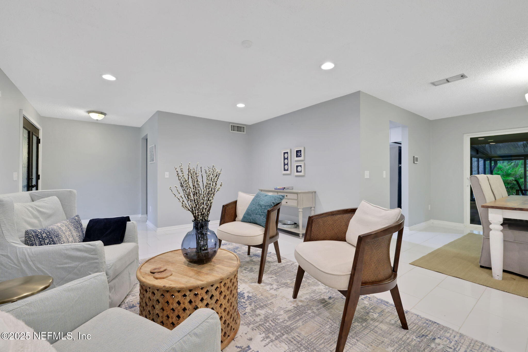 102 GRANADA Lane