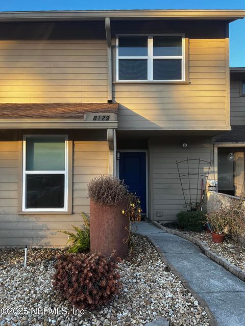 8129 VILLAGE GATE Court Jacksonville FL 32217