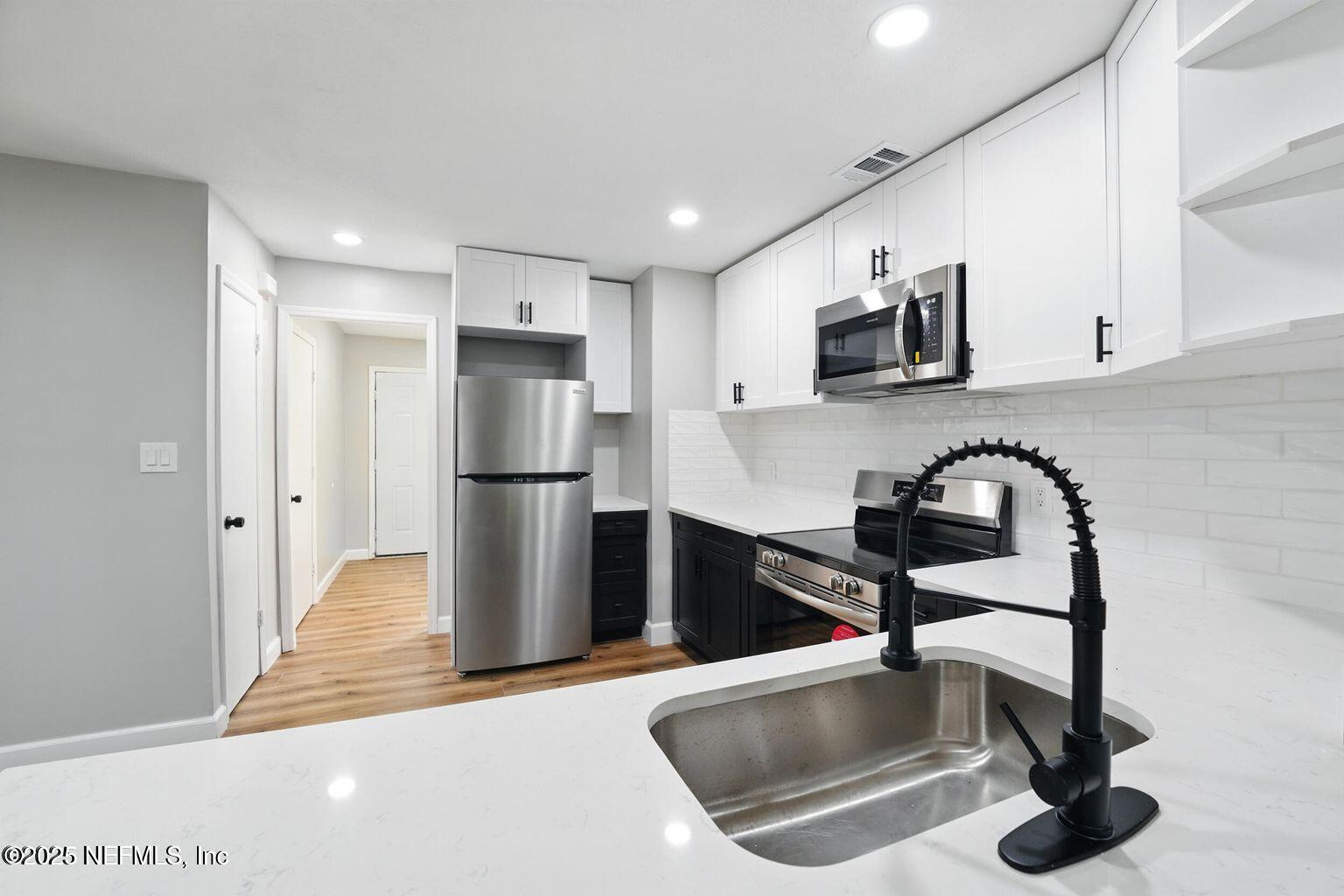 1288 TURTLE CREEK Drive S