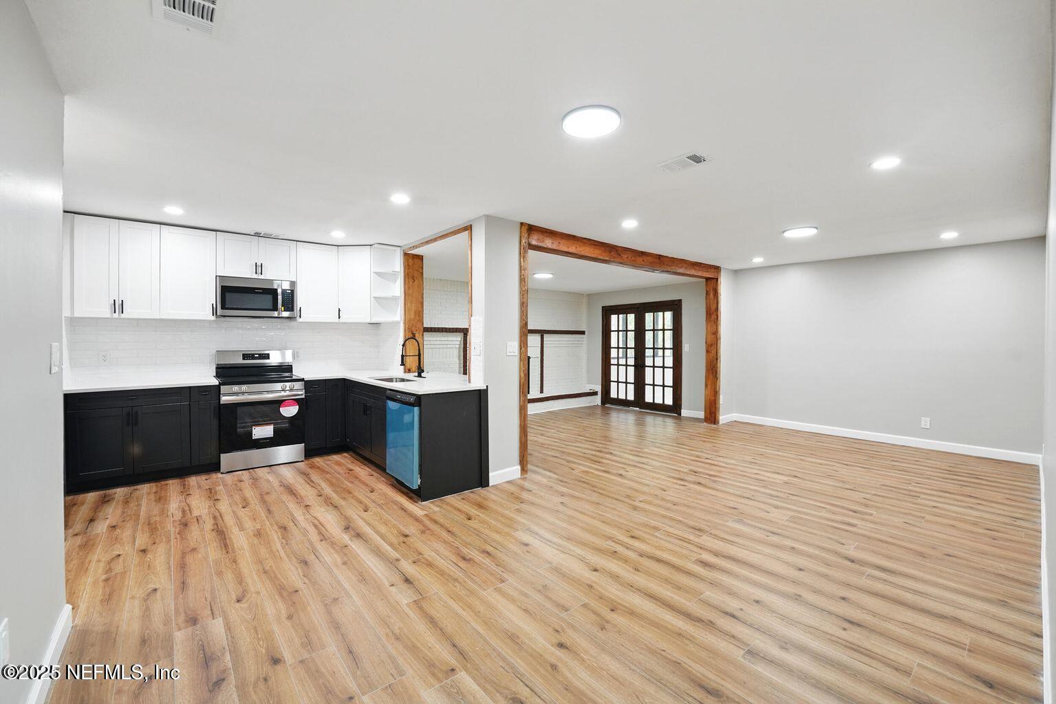 1288 TURTLE CREEK Drive S