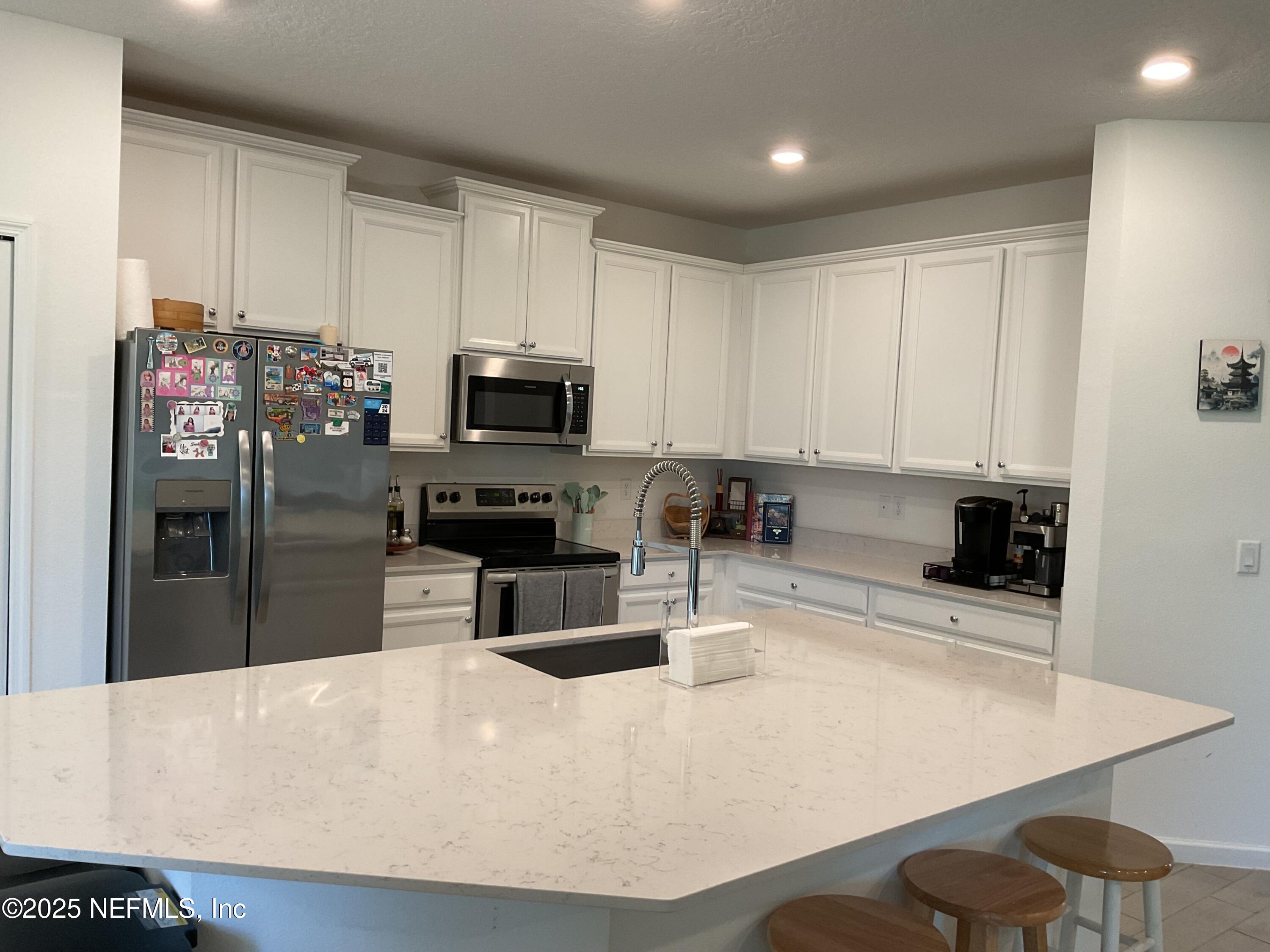 7206 ROLLING CREEK Lane