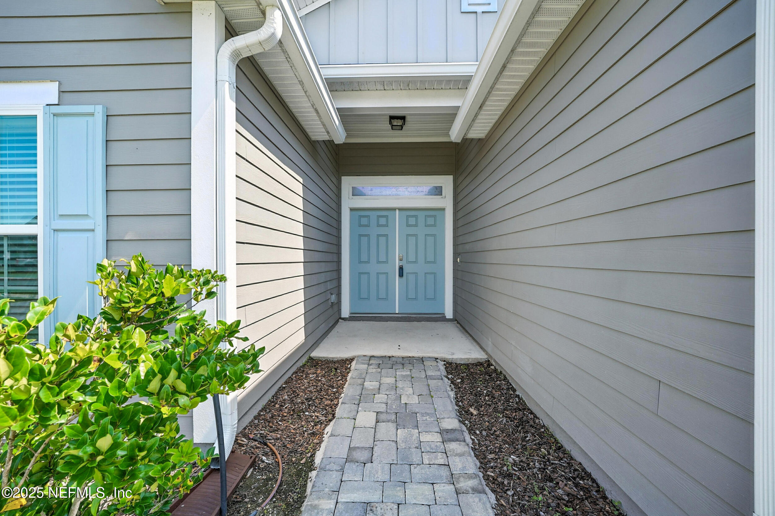 63 GOLDCREST Way