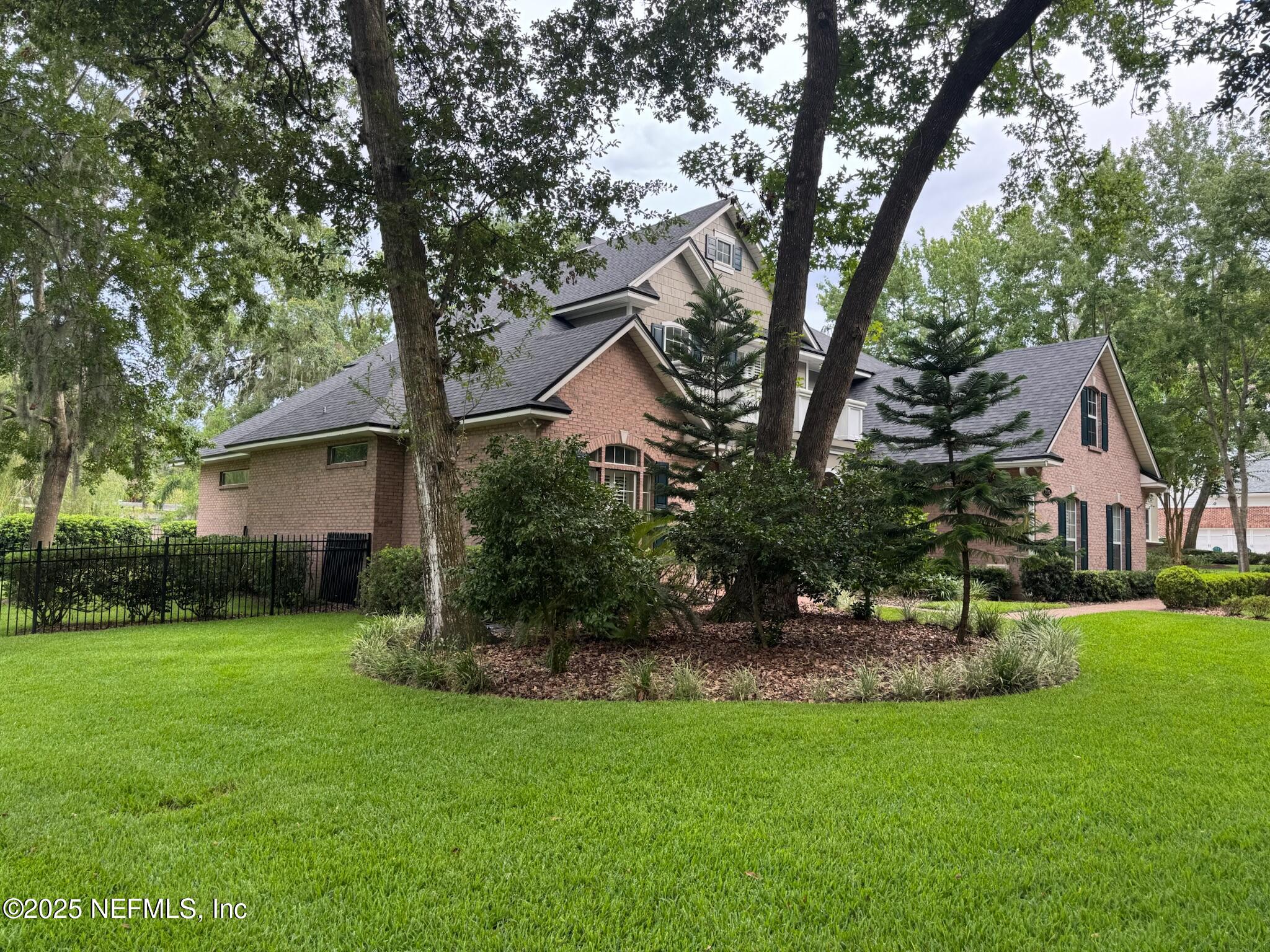 1970 CAMELLIA OAKS Lane