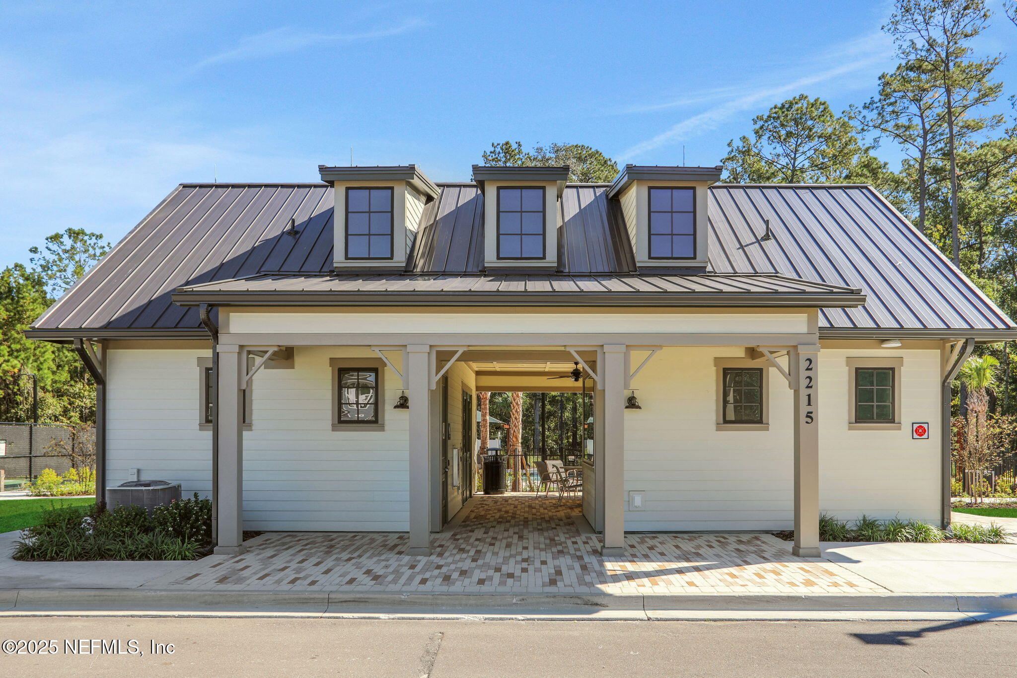 2305 JENNINGS FARM Drive