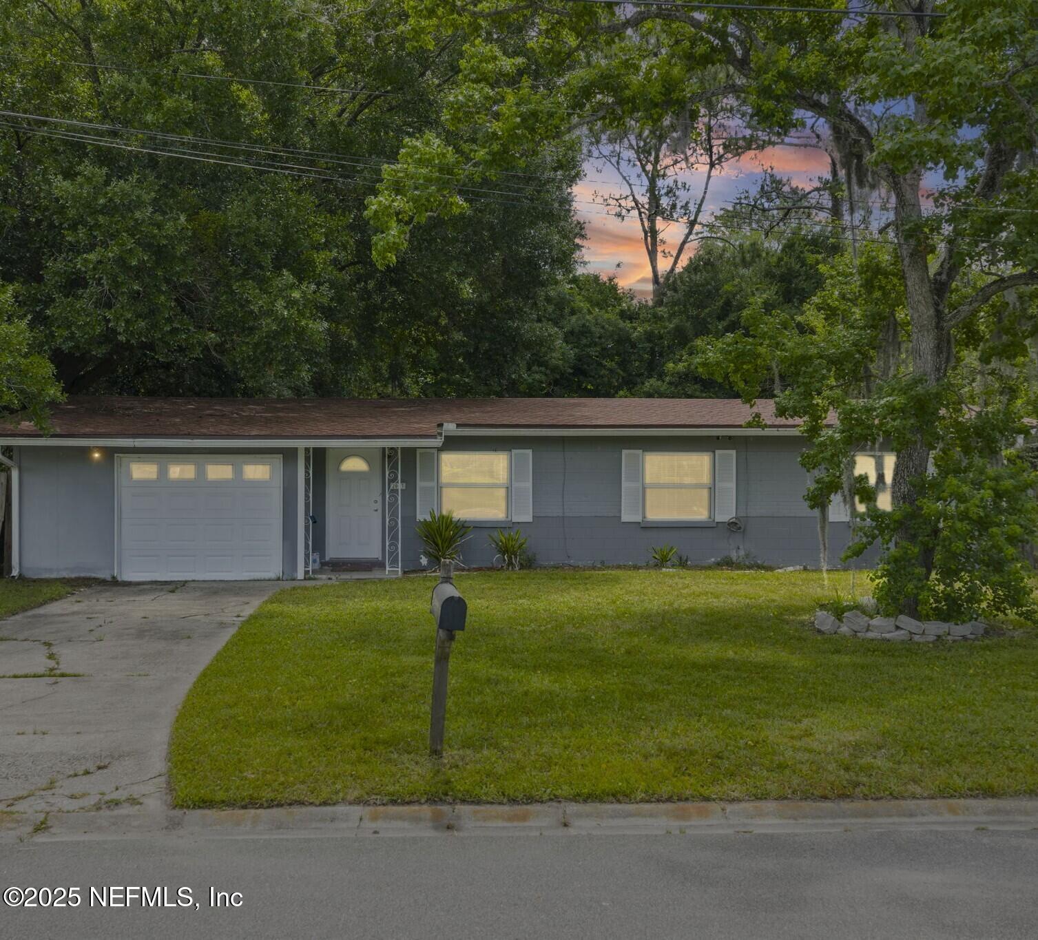 2003 RAYBEN Drive
