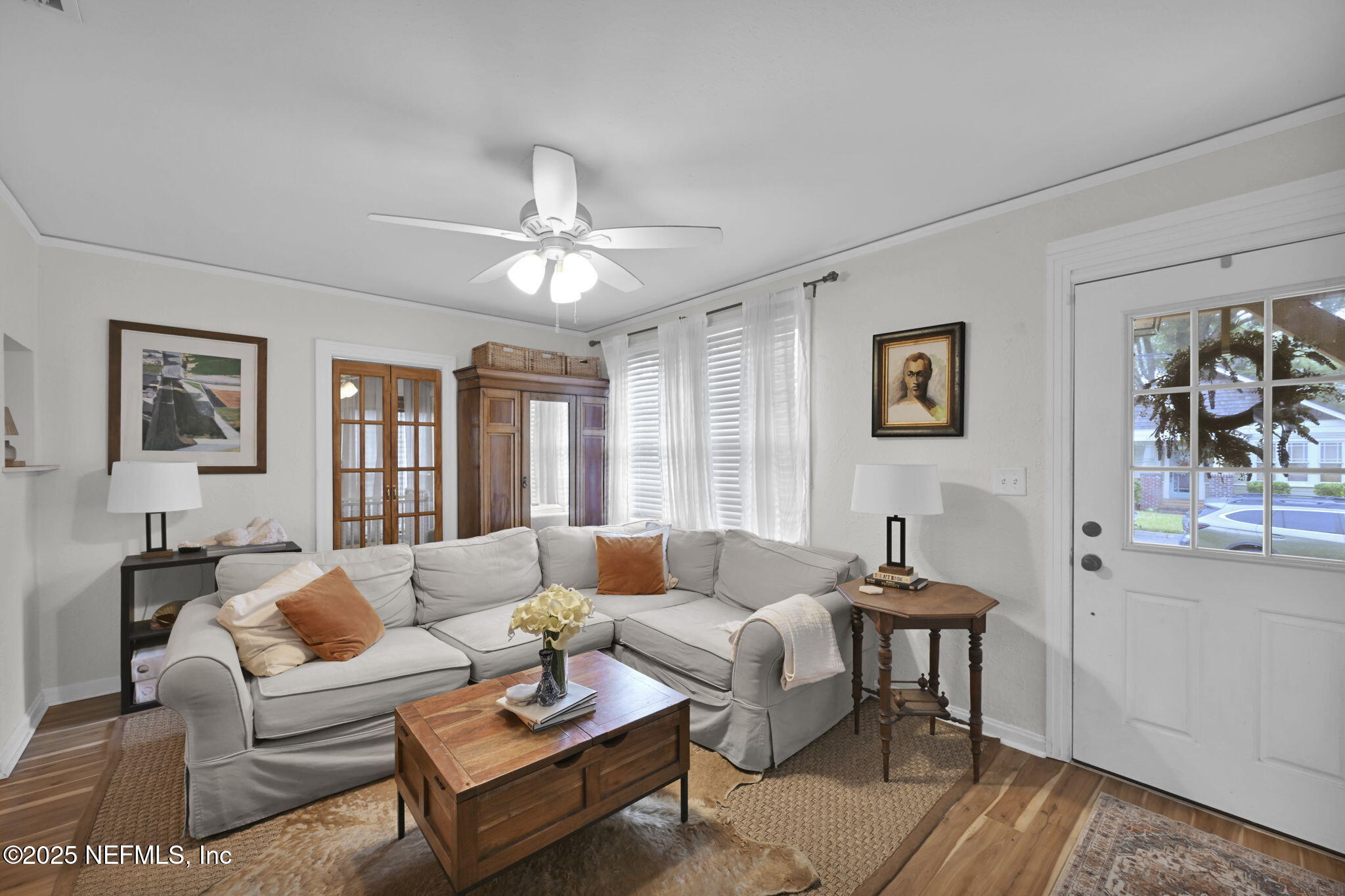 1413 RENSSELAER Avenue