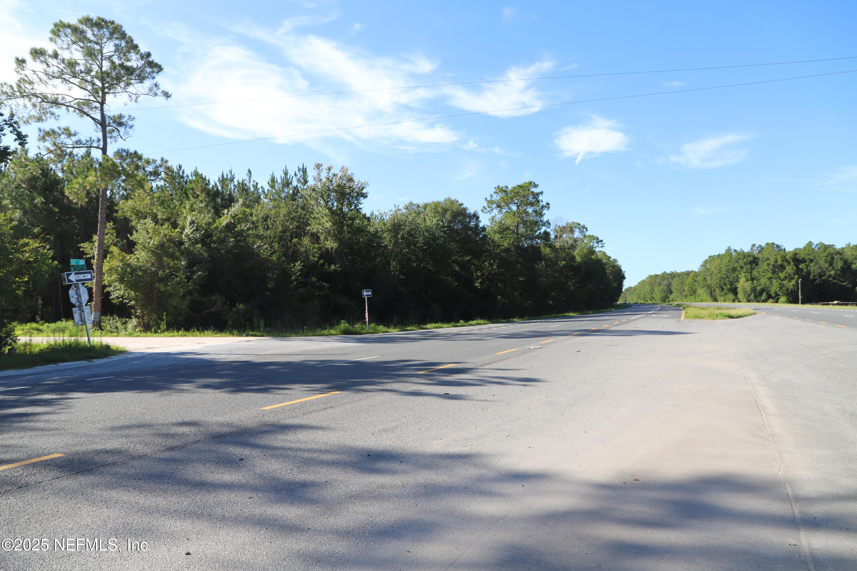 00 N US HWY 301