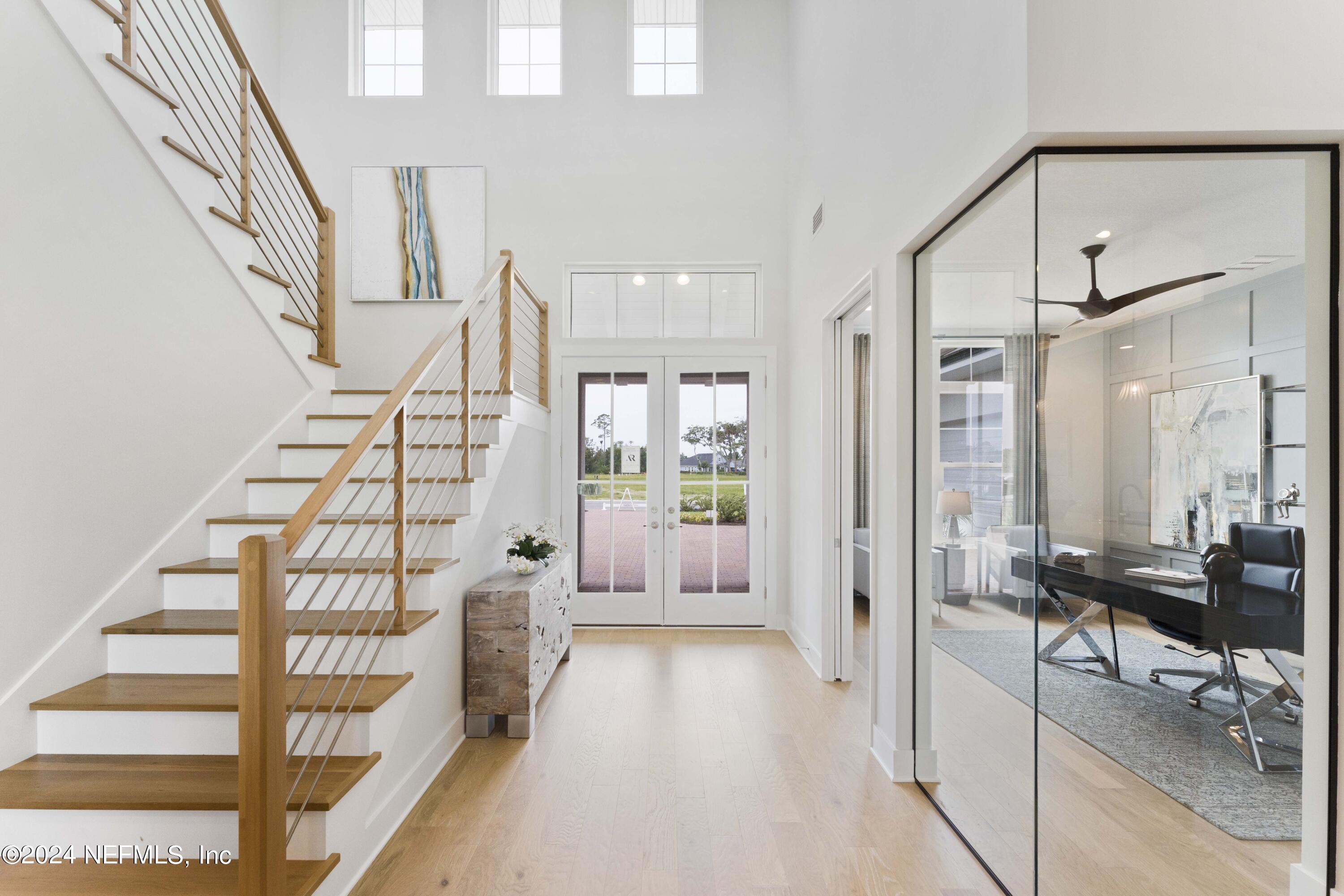 37 N ROSCOE Boulevard