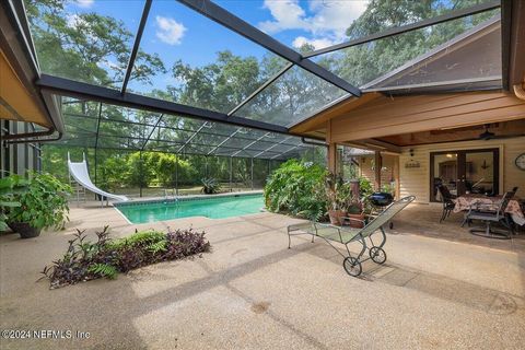 A home in Palatka