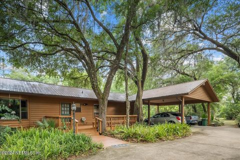 A home in Palatka