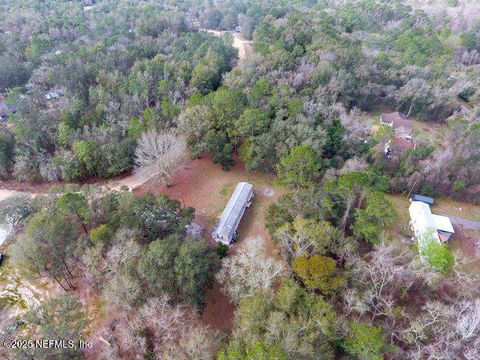 A home in Middleburg