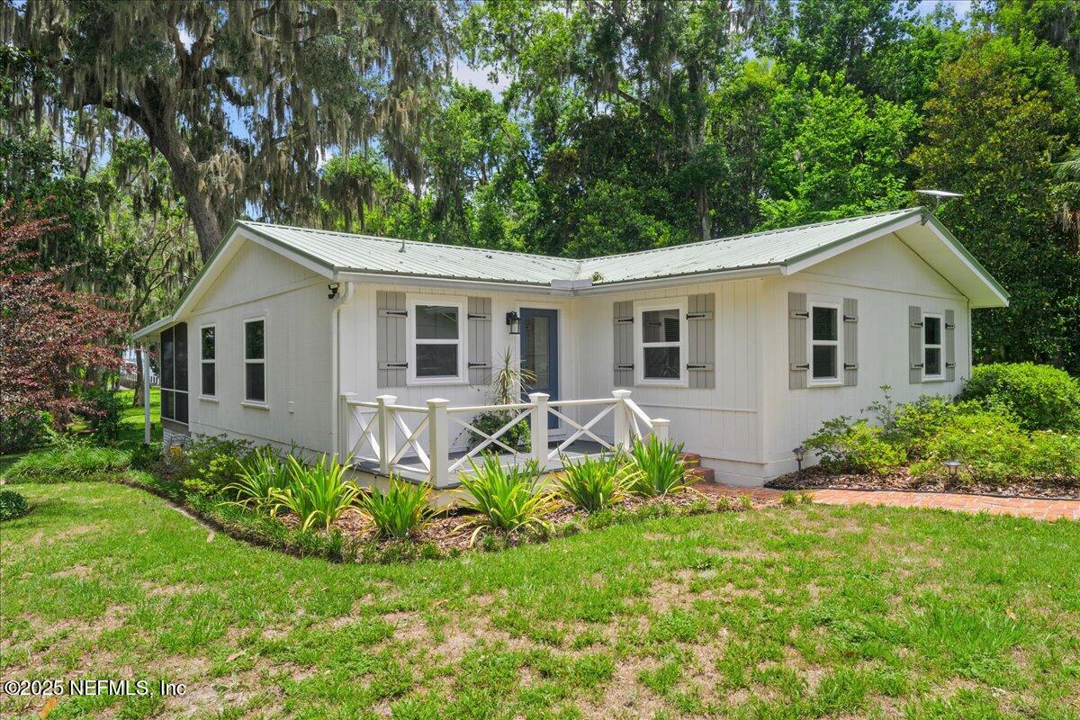 107 MORNINGSTAR Lane
