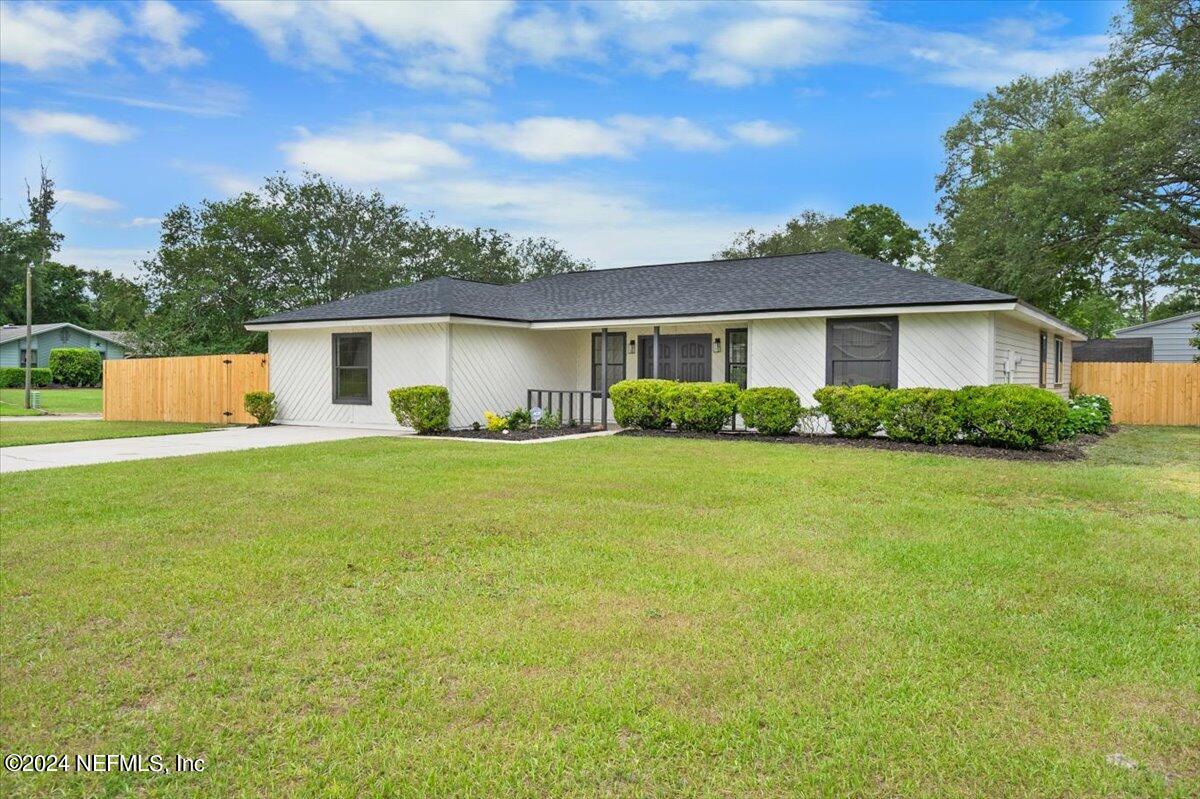 Orange Park, FL home for sale located at 1312 Flicker Drive, Orange Park, FL 32065