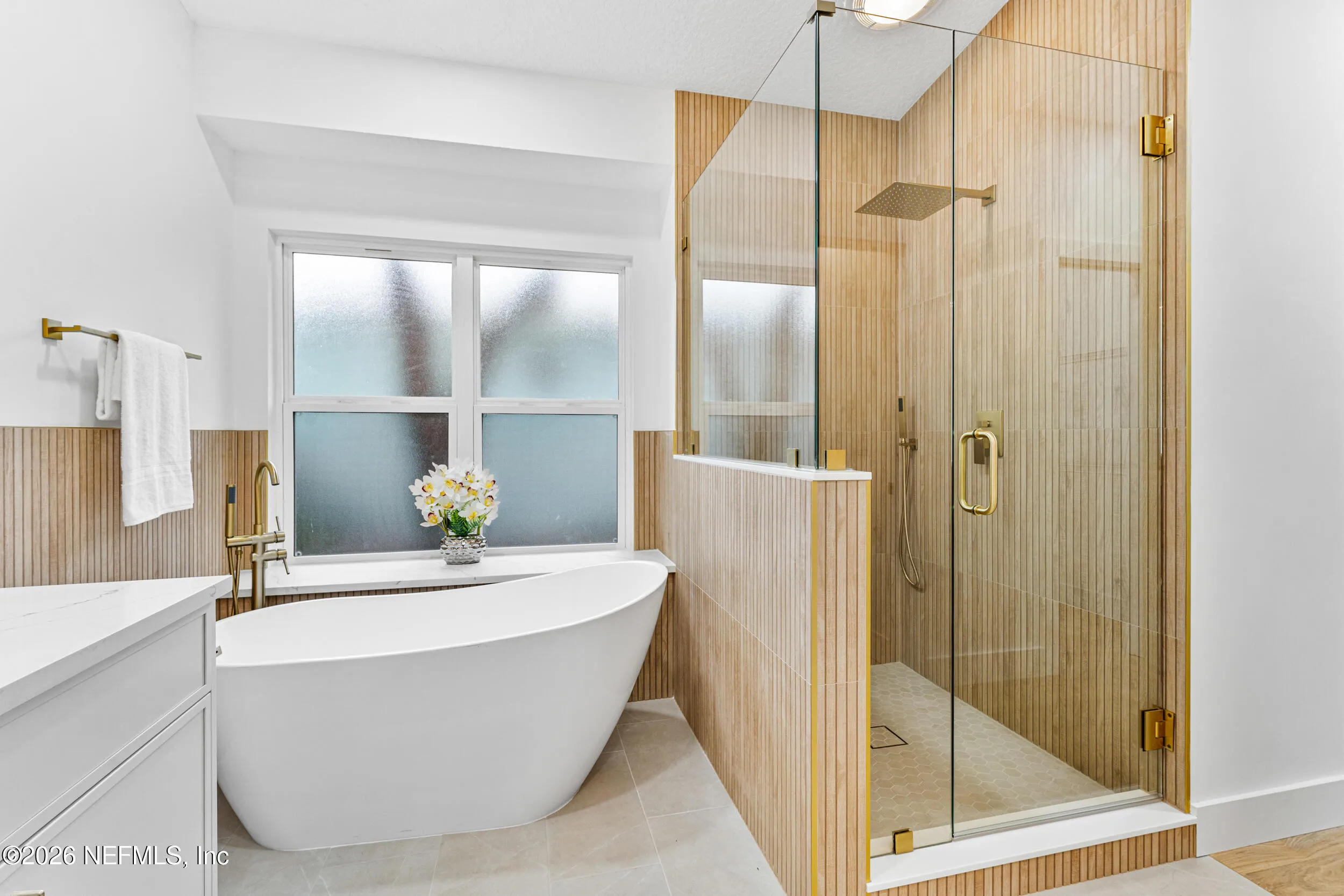 Fernandina Beach, Florida, 32034, United States, 3 Bedrooms Bedrooms, ,2 BathroomsBathrooms,Residential,Active,2011400