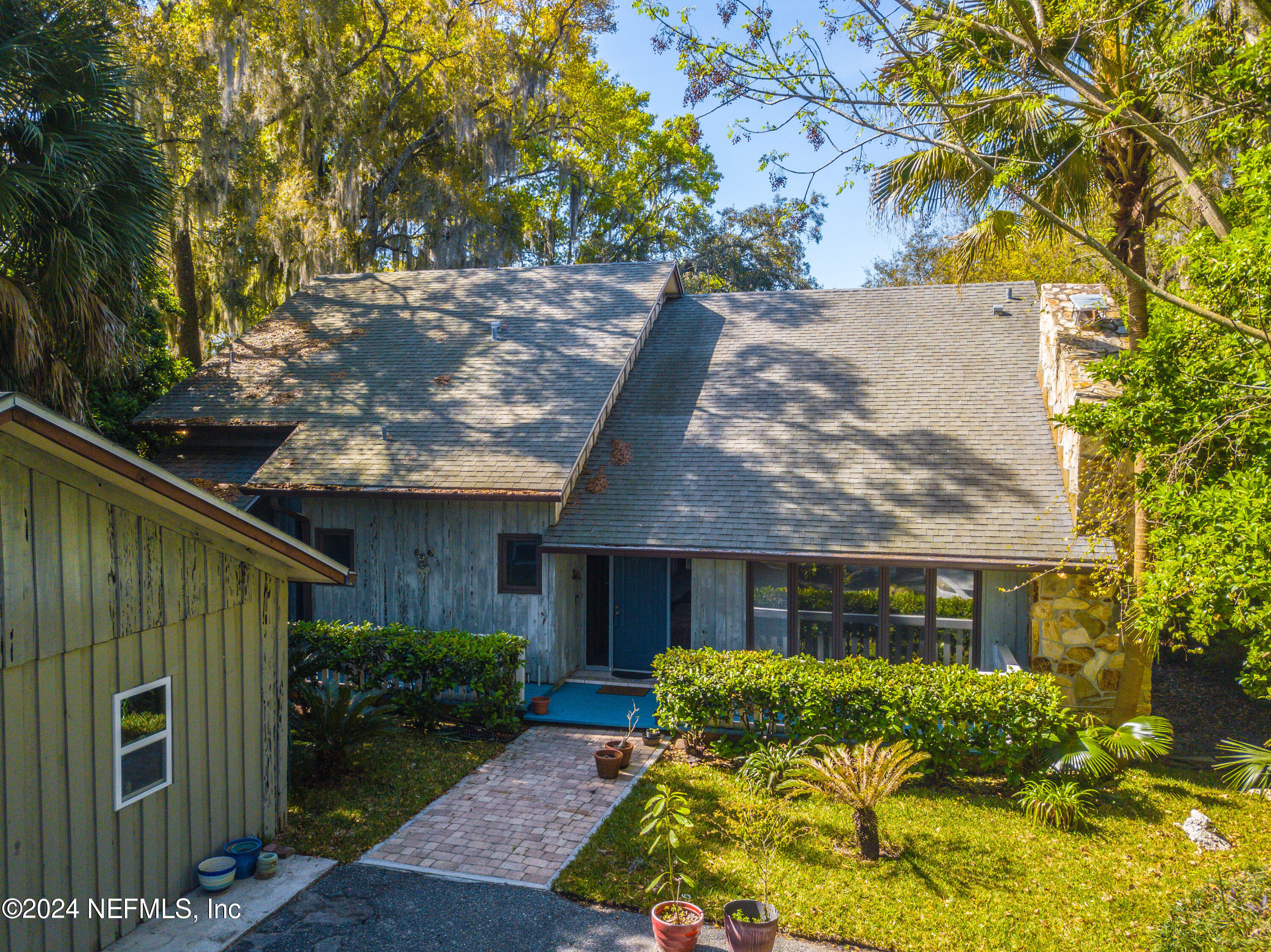 Keystone Heights, FL home for sale located at 7883 State Road 21, Keystone Heights, FL 32656