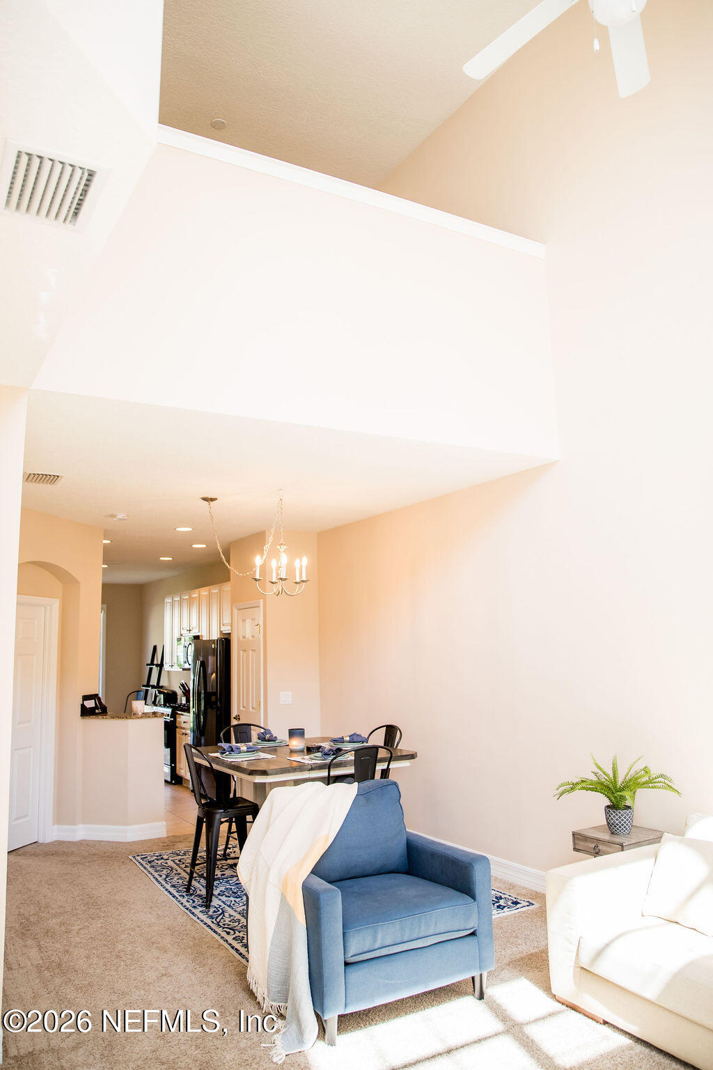 523 HEDGEWOOD Drive