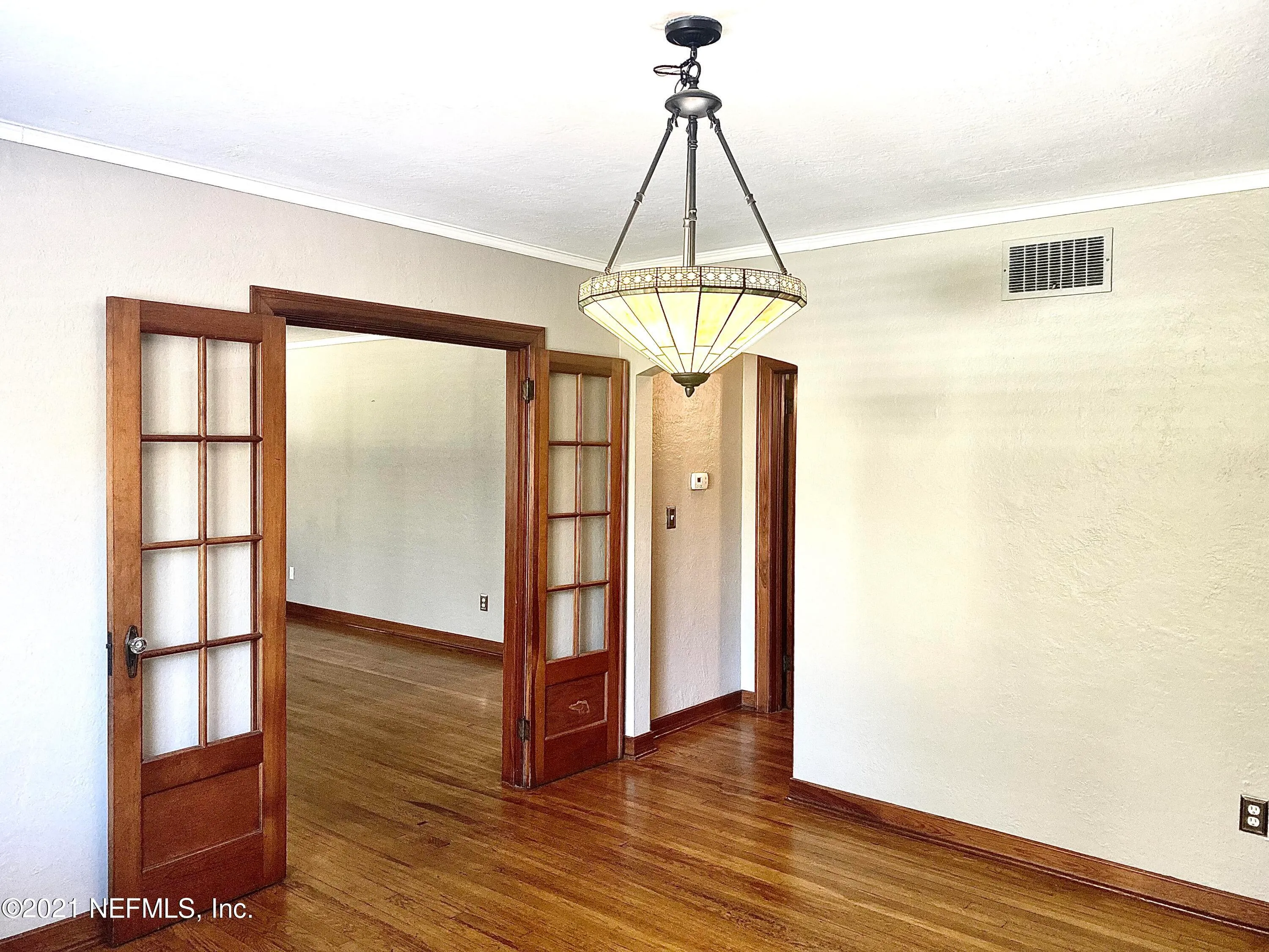 Jacksonville, Florida 32207, United States, 3 Bedrooms Bedrooms, ,2 BathroomsBathrooms,Residential,Active,7709