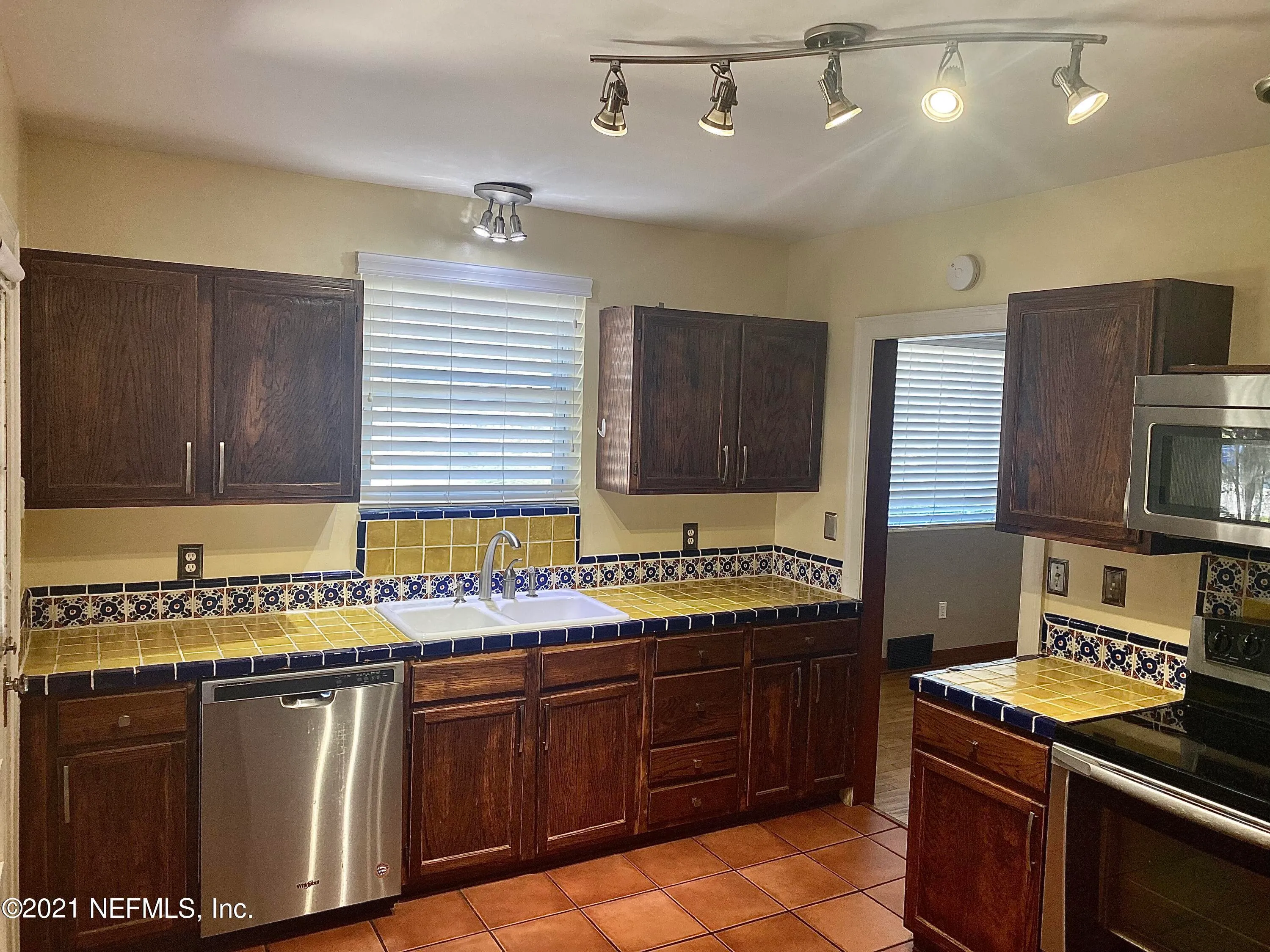 Jacksonville, Florida 32207, United States, 3 Bedrooms Bedrooms, ,2 BathroomsBathrooms,Residential,Active,7709