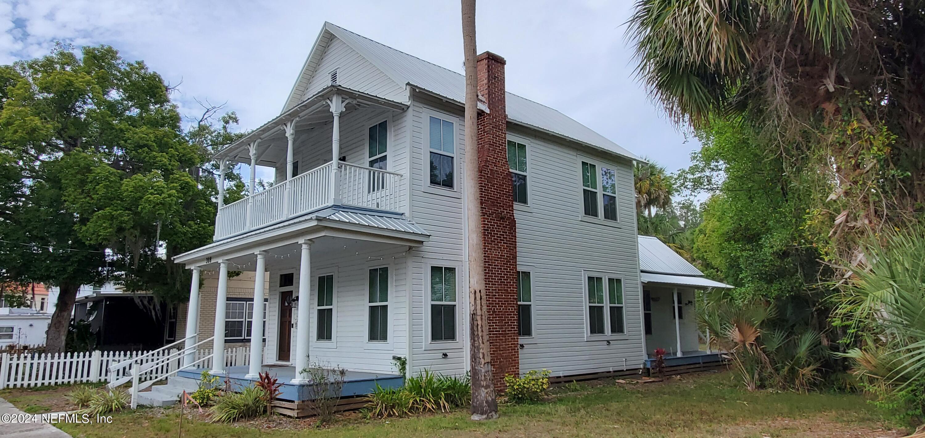Palatka, FL home for sale located at 308 Kirkland Street Unit 1, Palatka, FL 32177