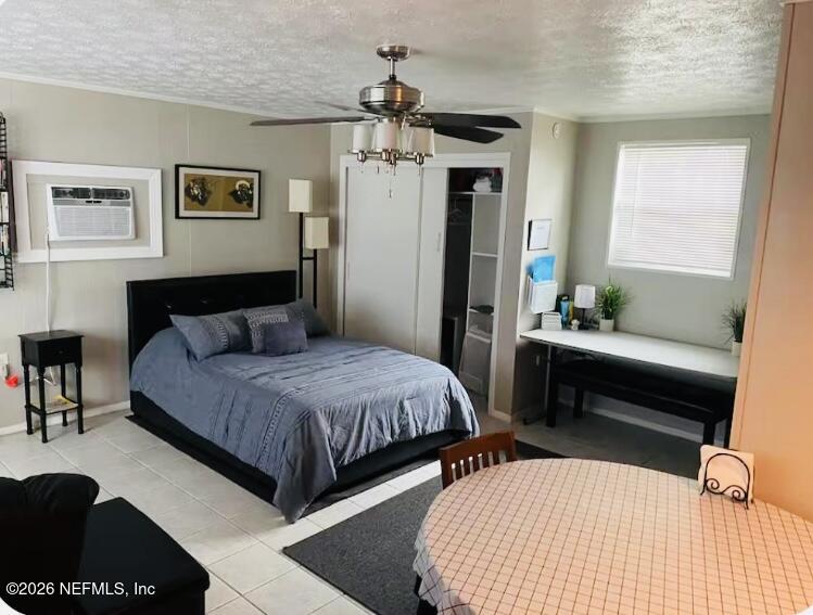 4808 LAWNVIEW Street B