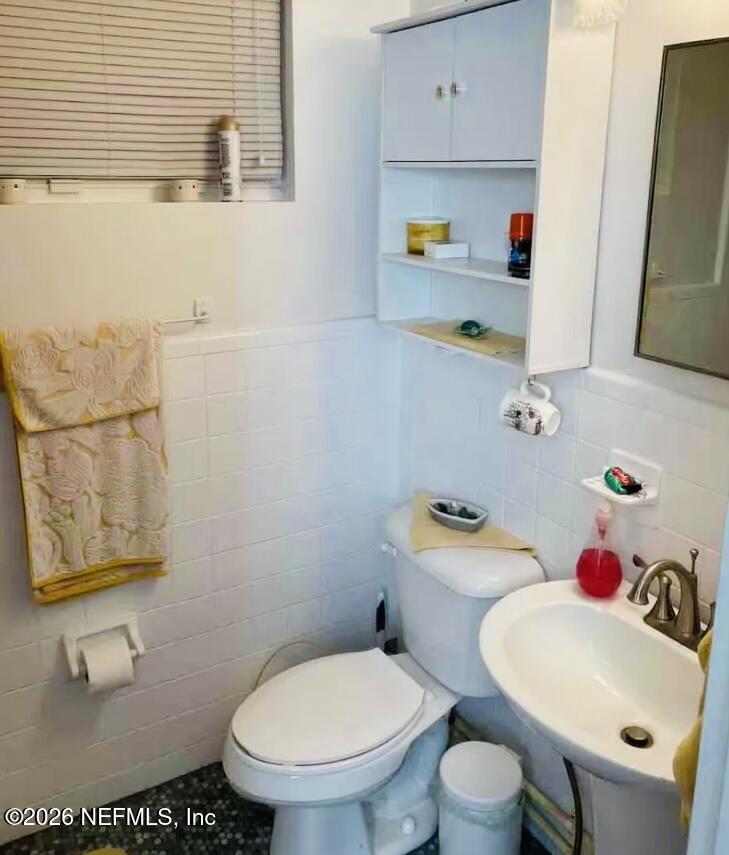 4808 LAWNVIEW Street B