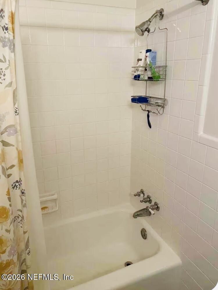 4808 LAWNVIEW Street B