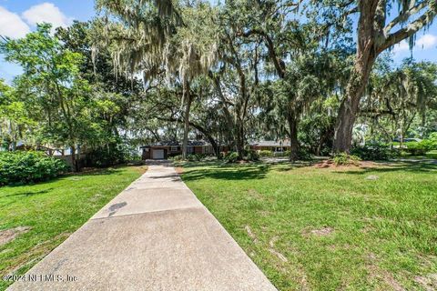 A home in Jacksonville