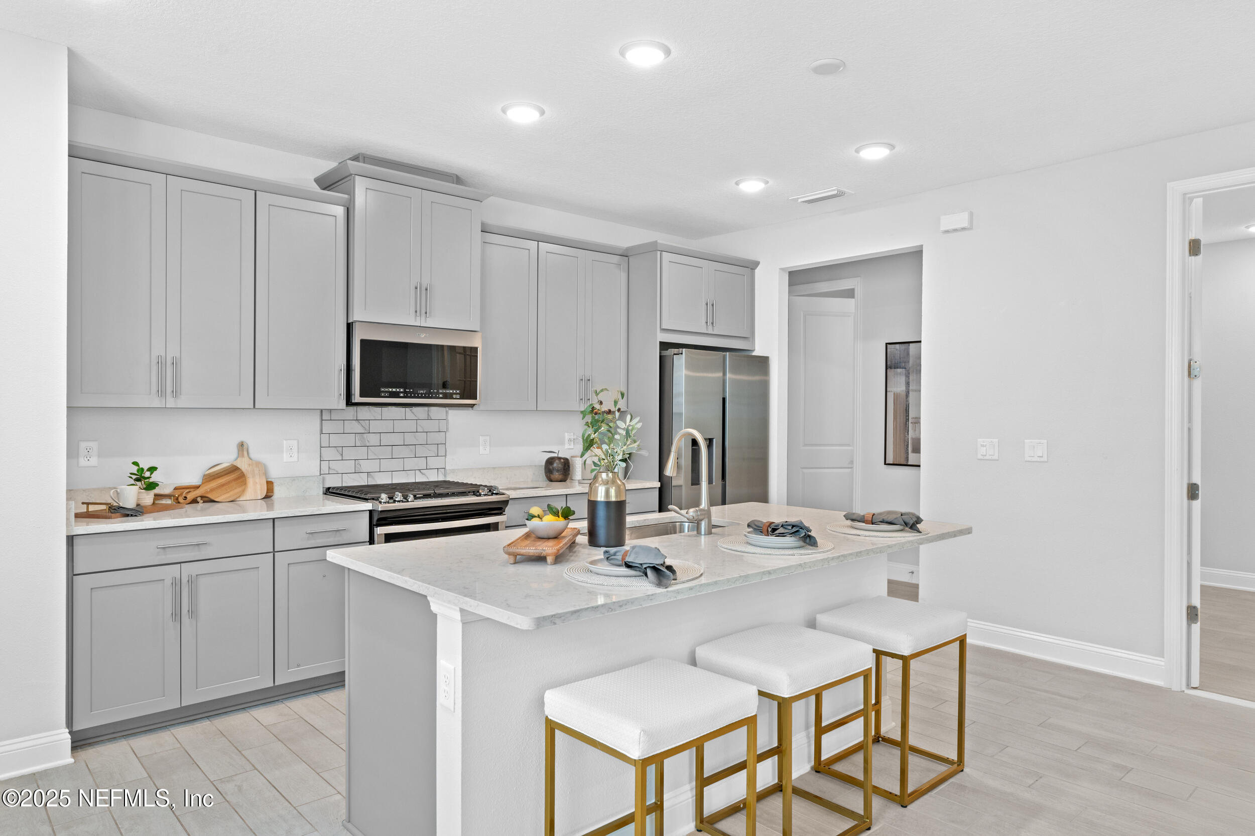 130 JUNIPER HILLS Drive