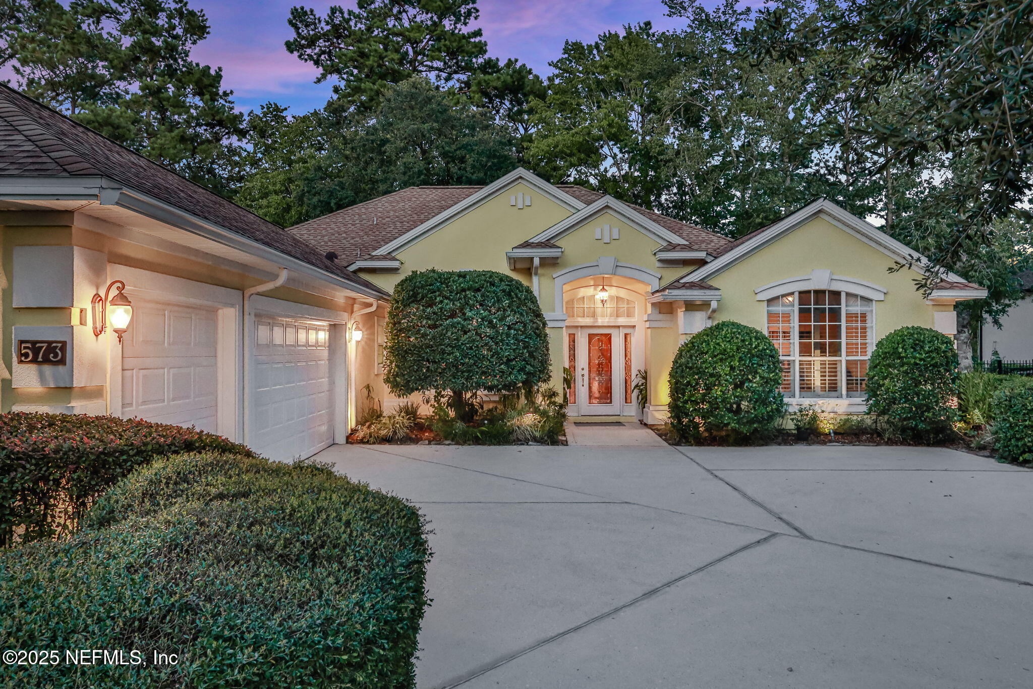 573 GOLDEN LINKS Drive