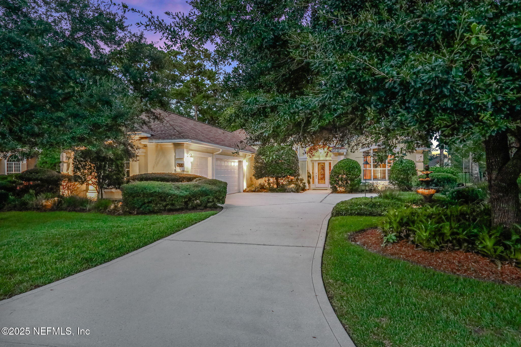 573 GOLDEN LINKS Drive