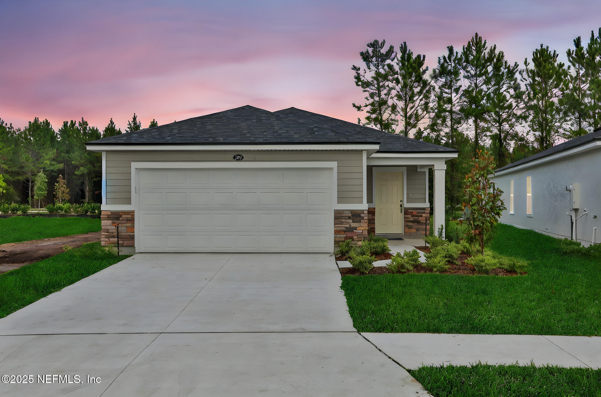 3467 HUMPHREY Street