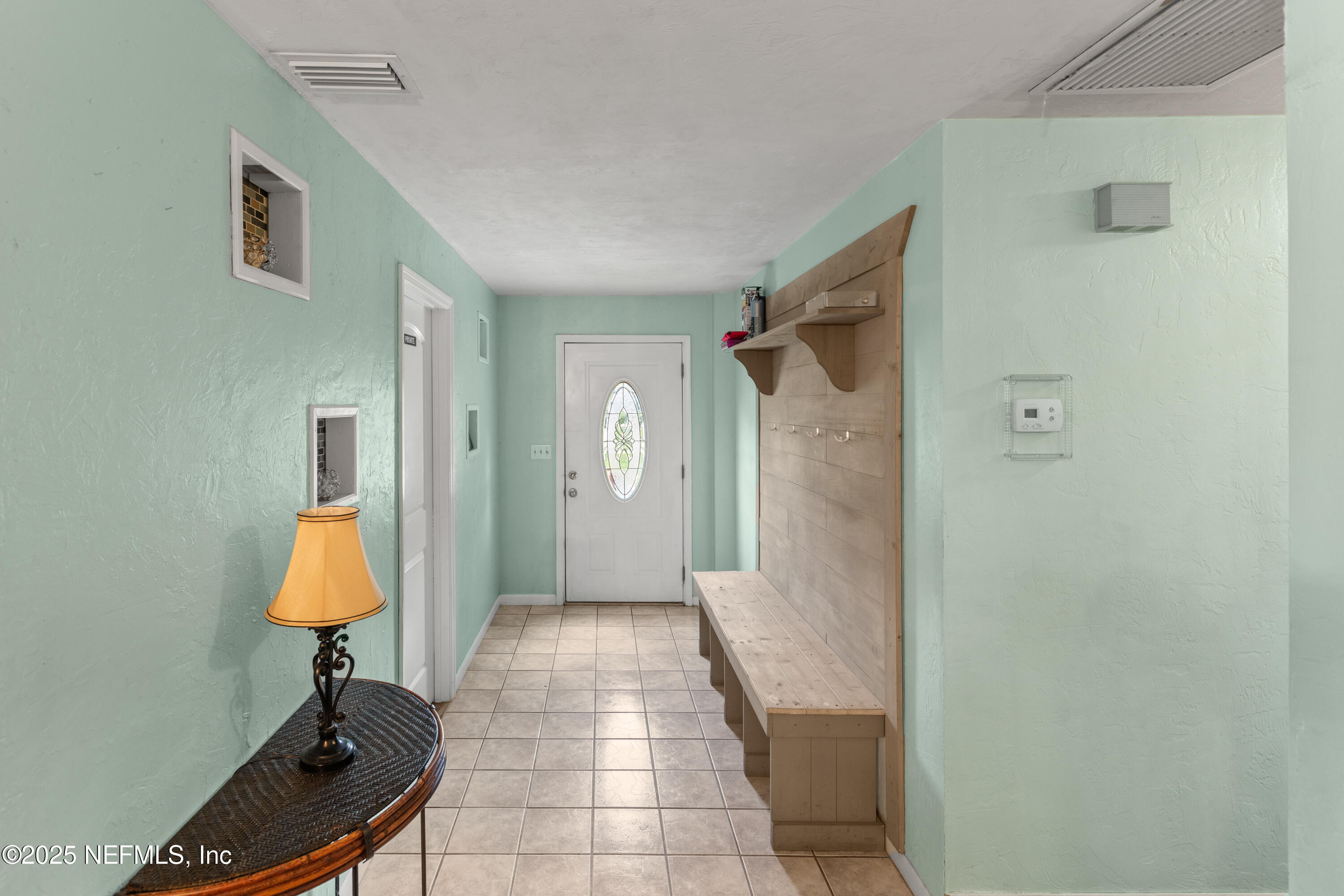 655 SW POINTVIEW Road