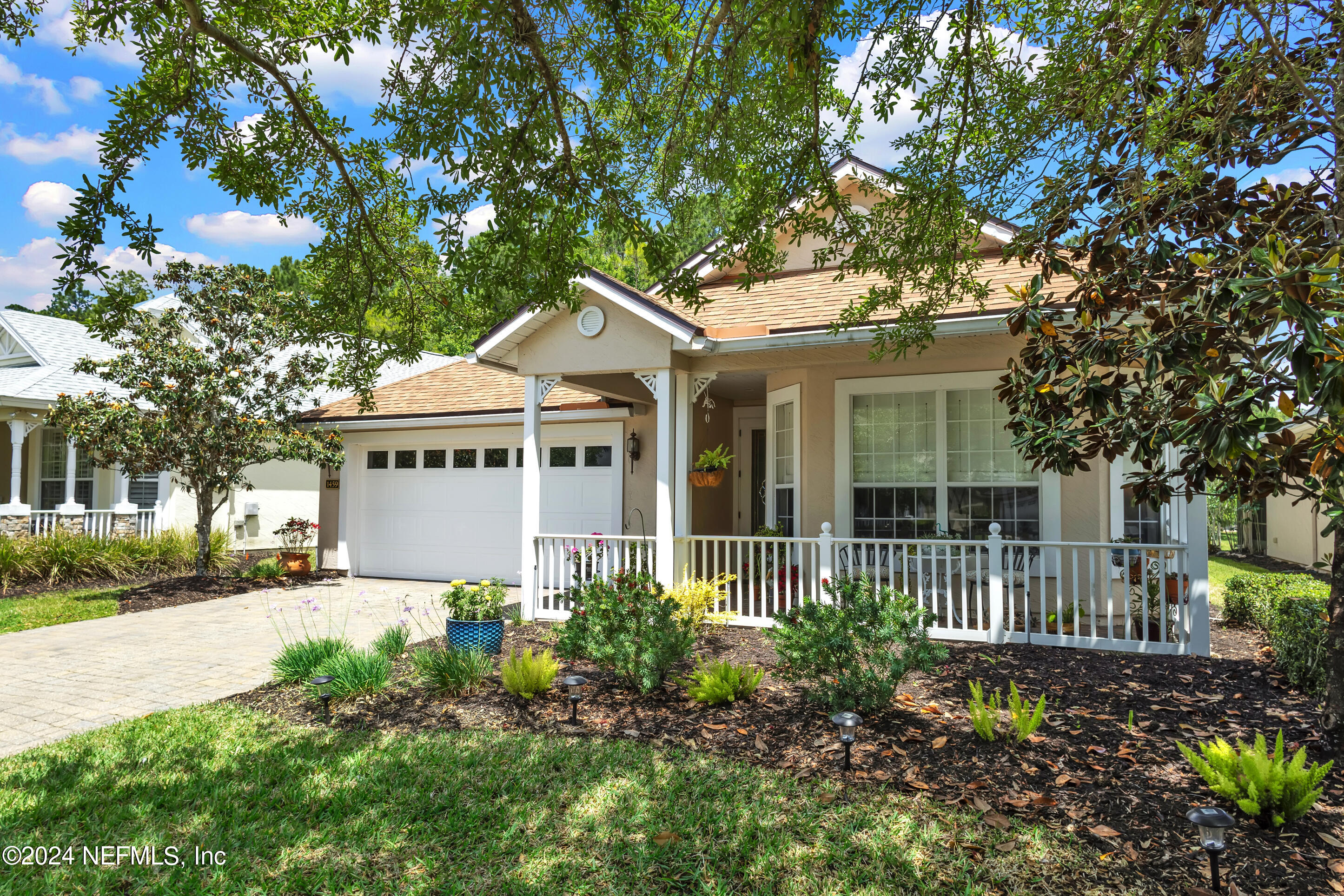 St Augustine, FL home for sale located at 1459 Castle Pines Circle, St Augustine, FL 32092