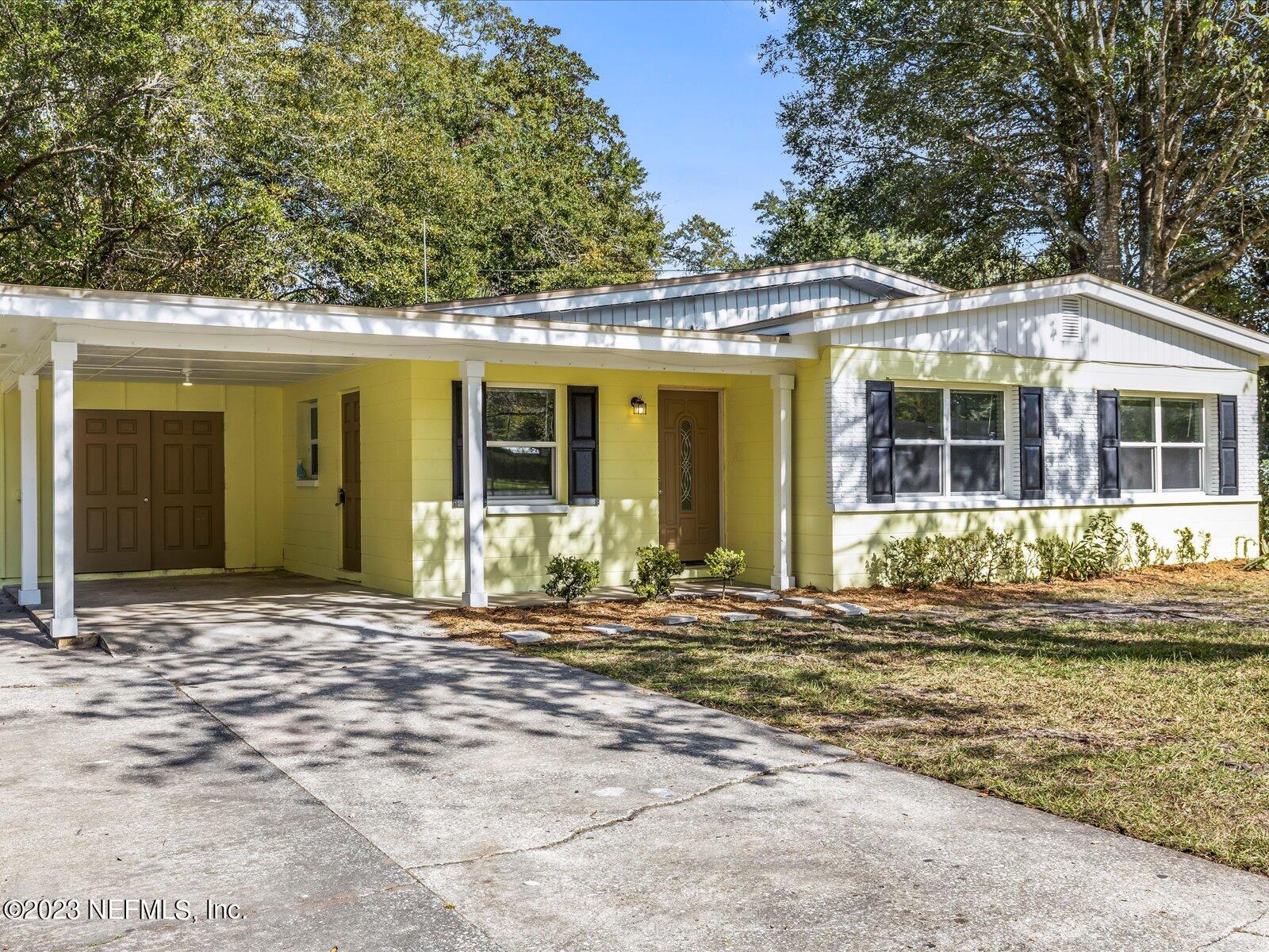 Gainesville, FL home for sale located at 2803 NE 11th Terrace, Gainesville, FL 32609