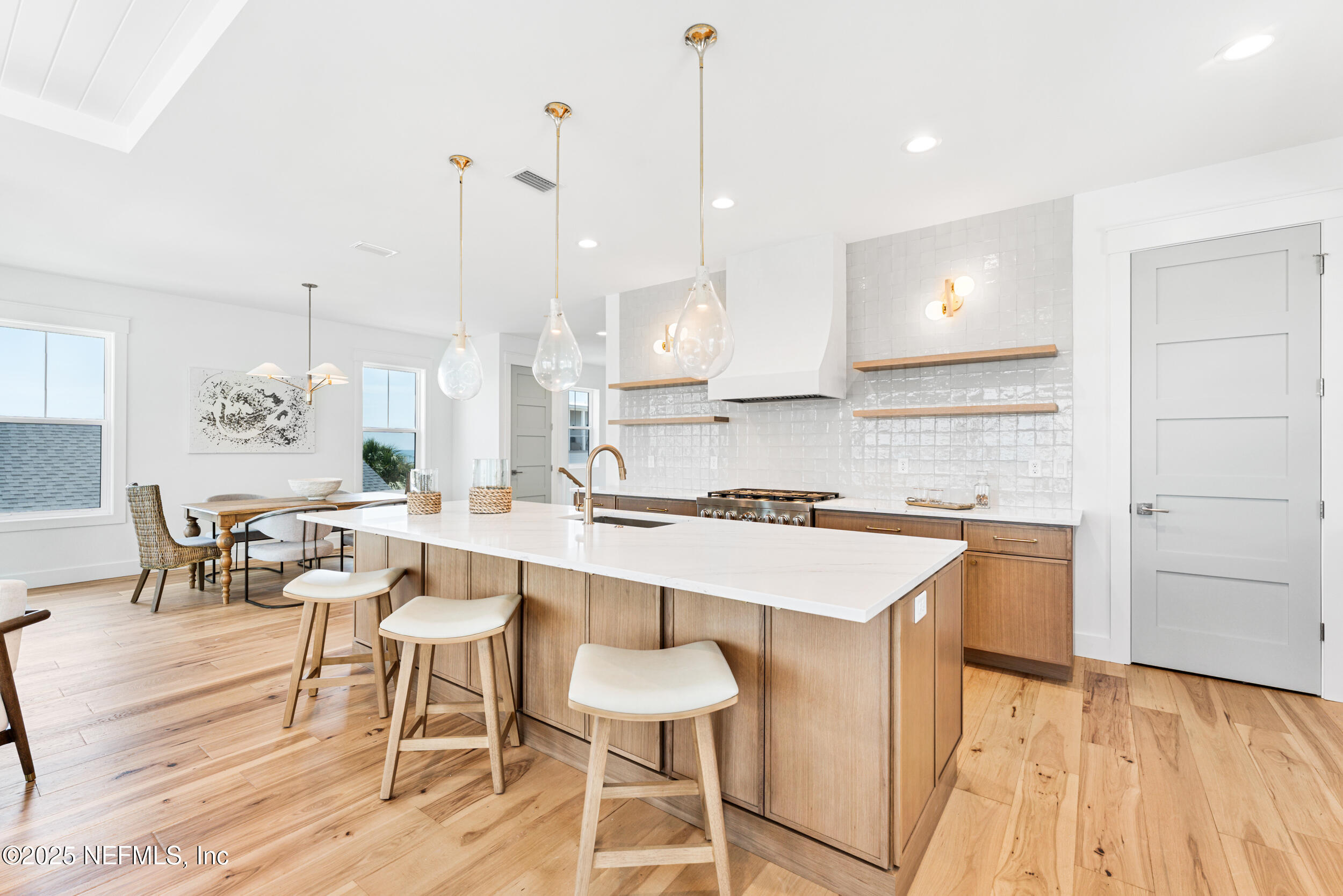 7 13TH Street