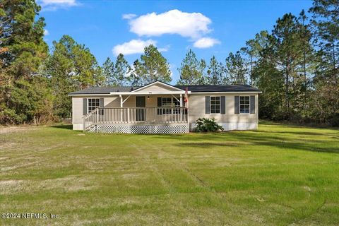 A home in Middleburg