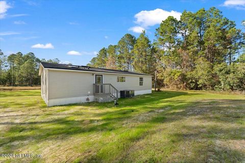 A home in Middleburg