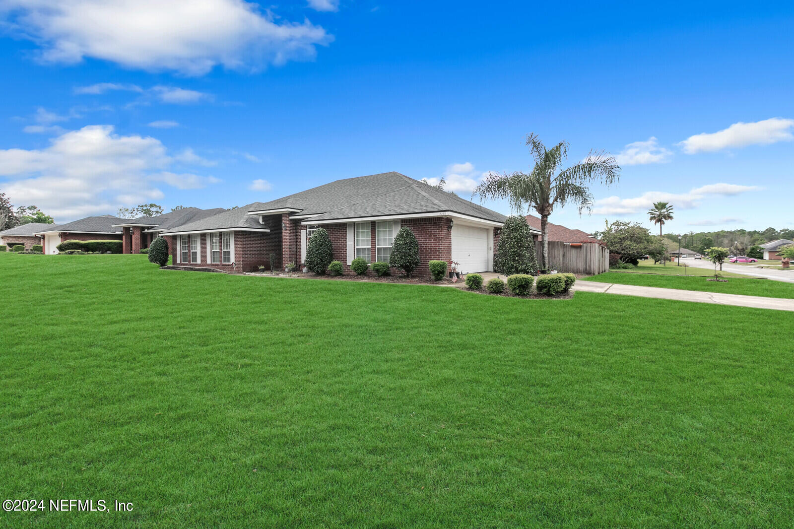 Jacksonville, FL home for sale located at 7886 Bristol Bay Lane E, Jacksonville, FL 32244