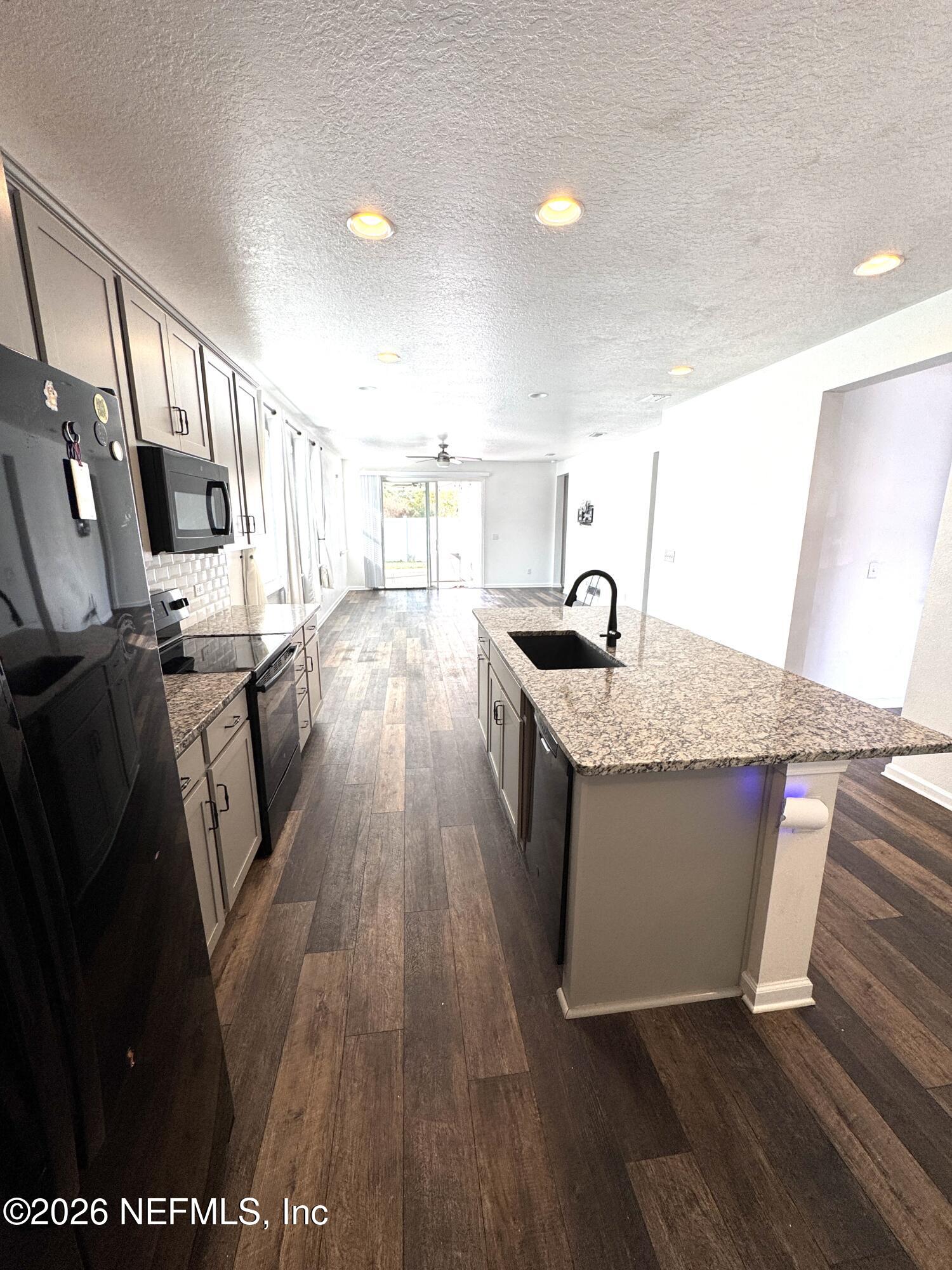 1062 PERSIMMON Drive