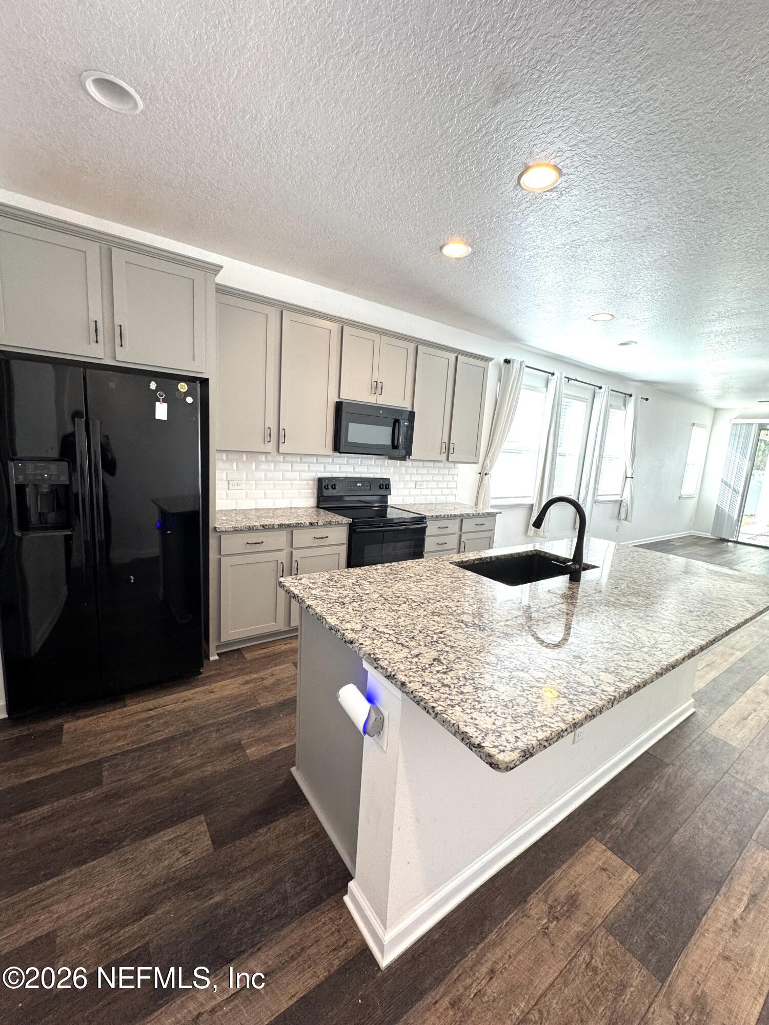 1062 PERSIMMON Drive