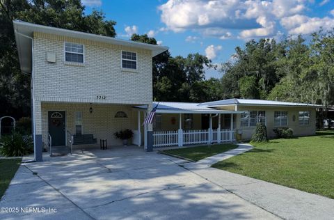 3312 SILVER LAKE Drive Palatka FL 32177