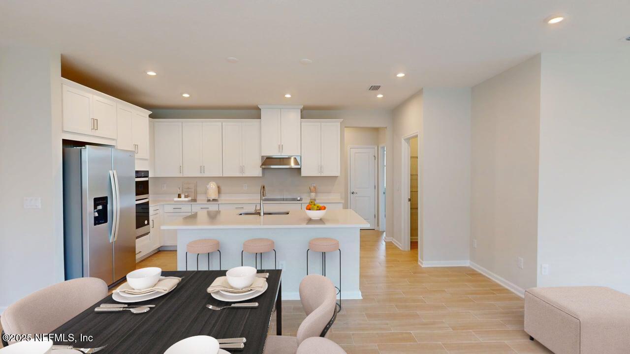 3259 LAGO VISTA Drive