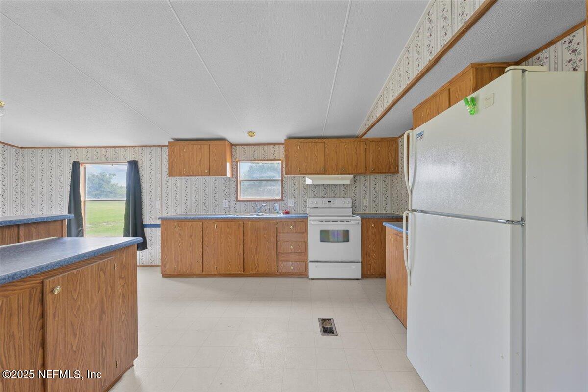 383 SW Peace Drive
